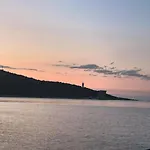 Appartamento Au Coeur De Saint-florent à 200m De La