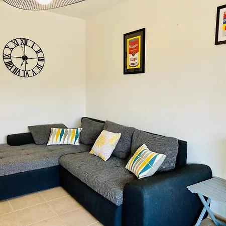 Au Coeur De Saint-florent A 200m De La