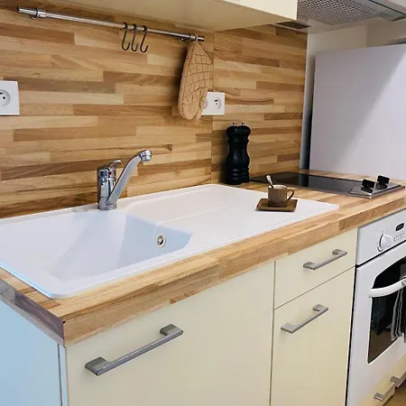 Au Coeur De Saint-florent A 200m De La