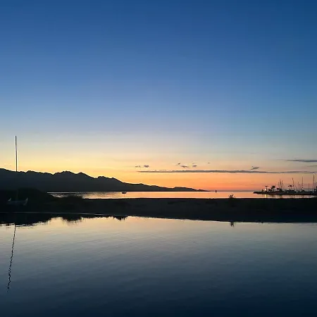 Au Coeur De Saint-florent A 200m De La